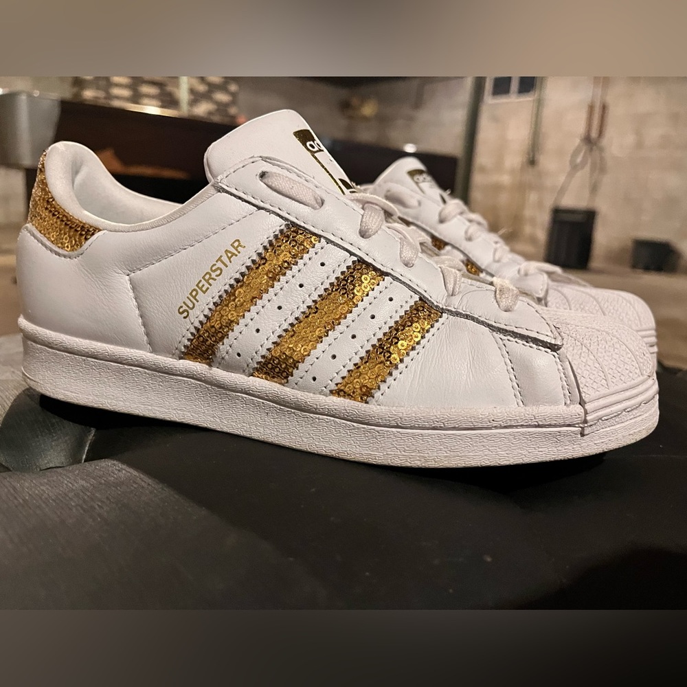 ADIDAS Sneakers